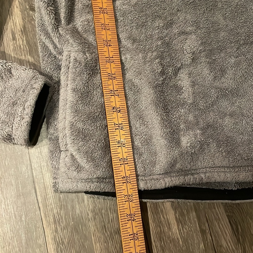 Women’s The North Face Osito 1/4 Zip Pullover - grey - small - Picture 3 of 5